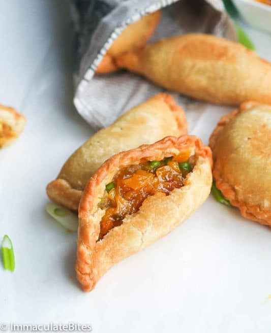 ALOO (POTATO-PIE) RECIPE 🥮😋 - Montego's Food Market